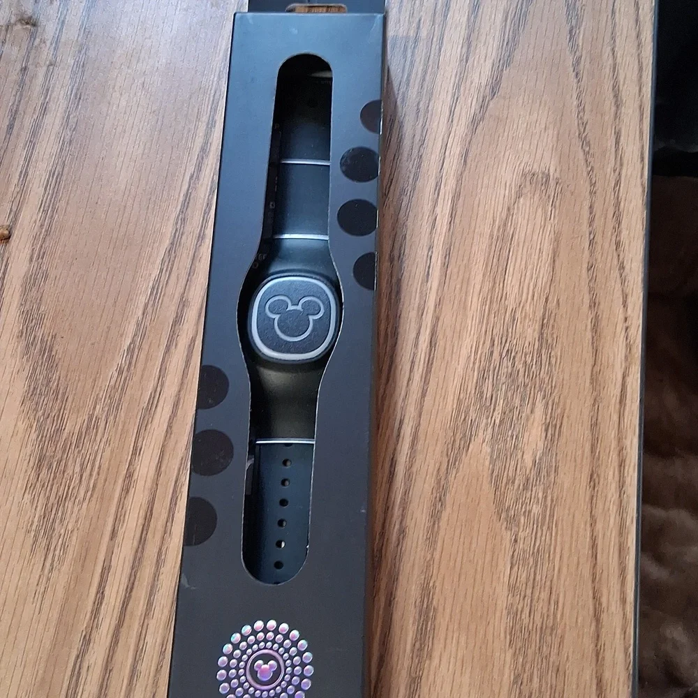 NWT MagicBand+ Black